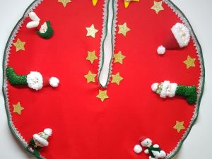 Pie de Arbol de 1.10 decorado con 8 muñecos variados